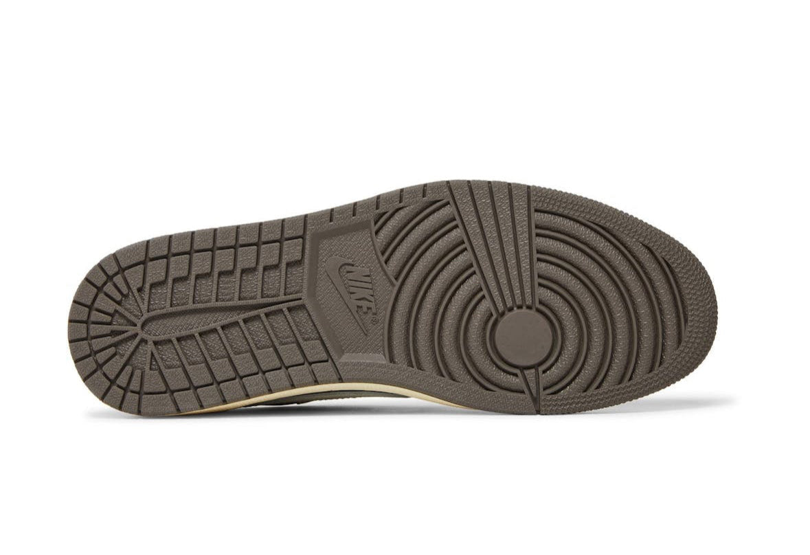 Jordan 1 Low Reverse Mocha