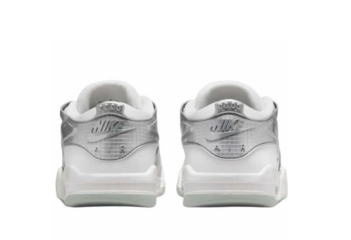 Jordan 4 RM Chrome