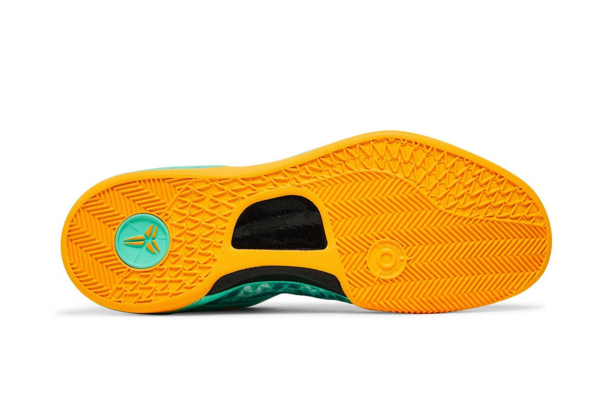 Kobe 8 System Green Glow Laser Orange