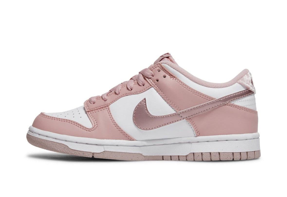 Dunk Low Pink Velvet