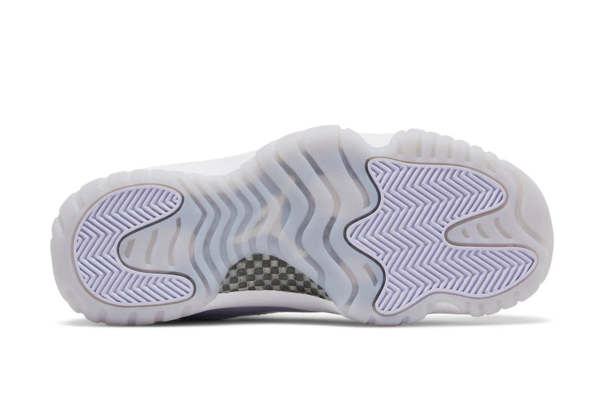 Jordan 11 Low Pure Violet
