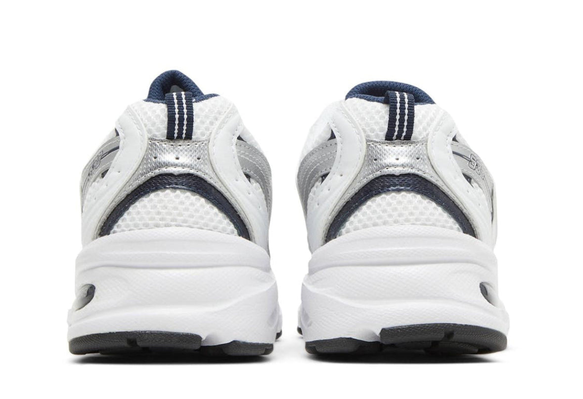 530 White Silver Navy