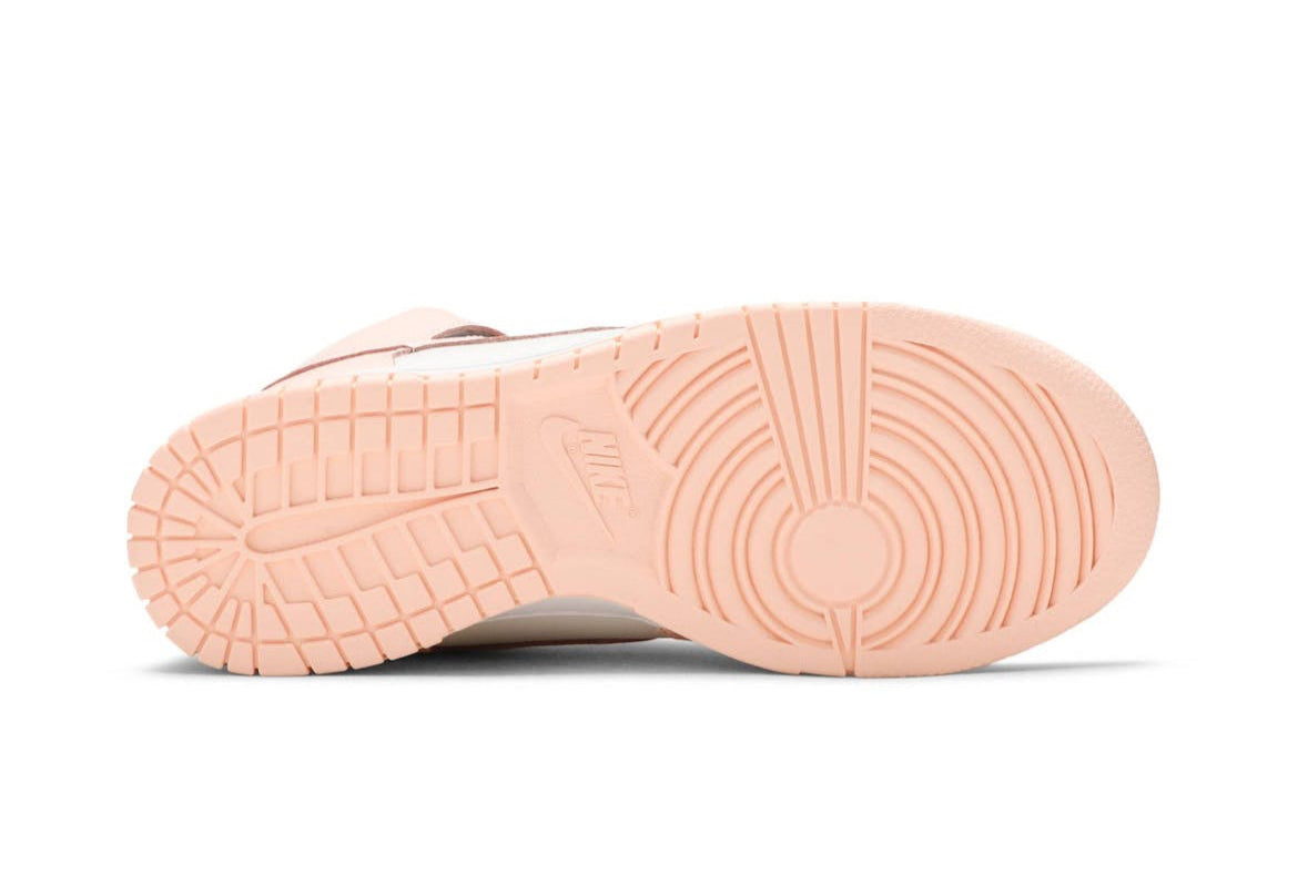 Dunk High Crimson Tint