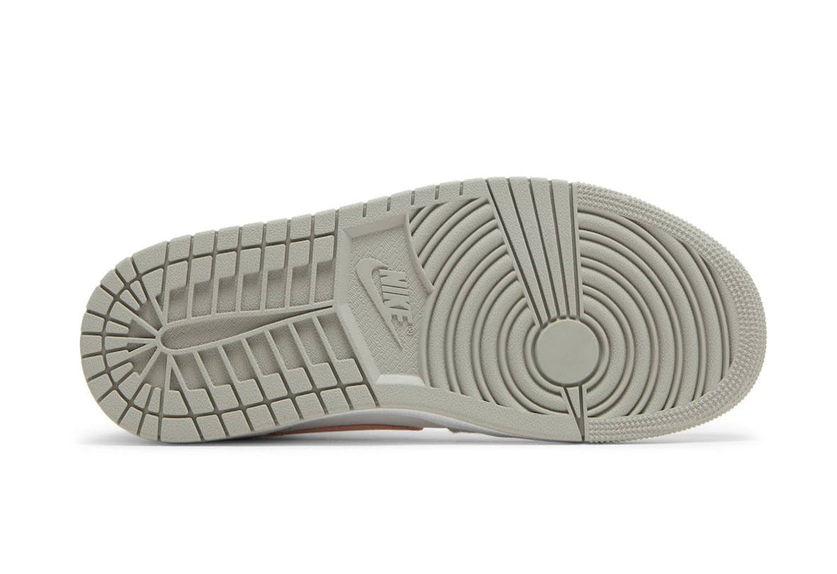 Jordan 1 Mid SE White Light Iron Ore