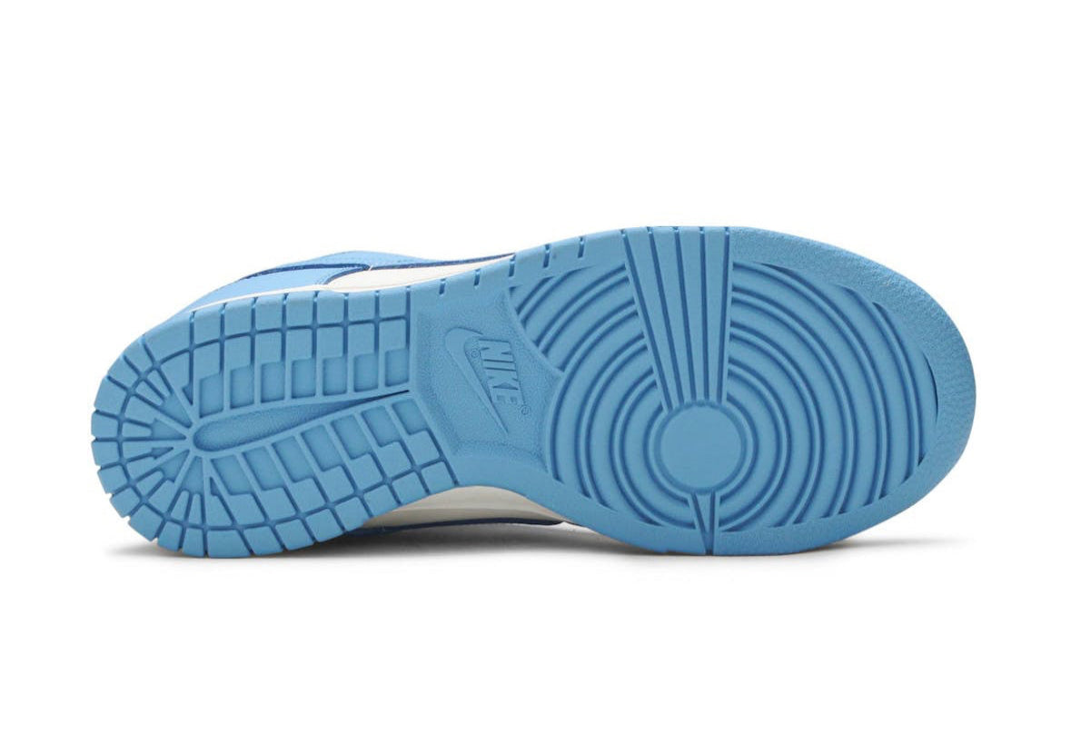 Dunk Low Coast