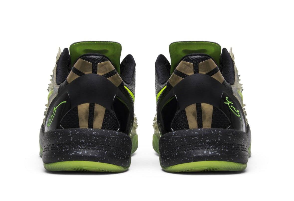 Kobe 8 SS Christmas