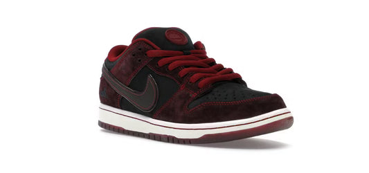 Nike SB Dunk Low Riot Skateshop Mahogany Dark Beetroot