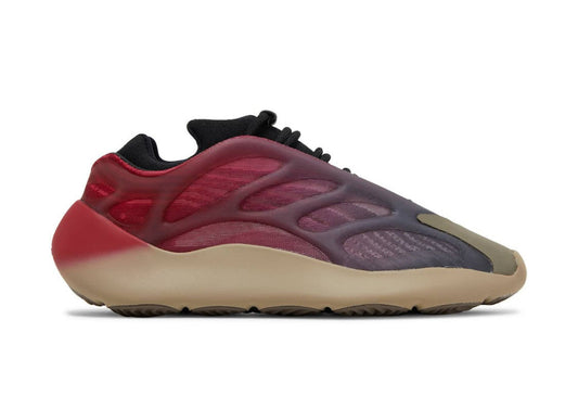 Boost 700 V3 Fade Carbon