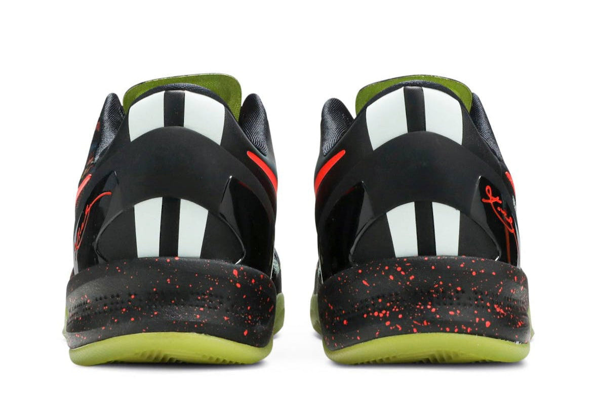Kobe 8 System Christmas