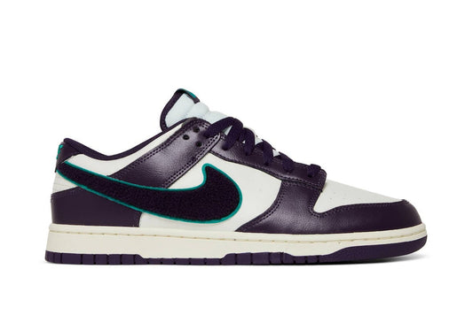 Dunk Low Chenille Swoosh Sail Grand Purple
