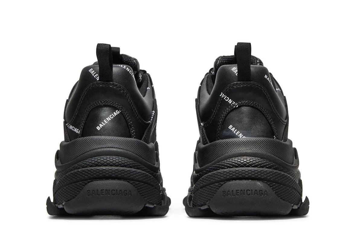 Triple S Trainer All Over Logo Black