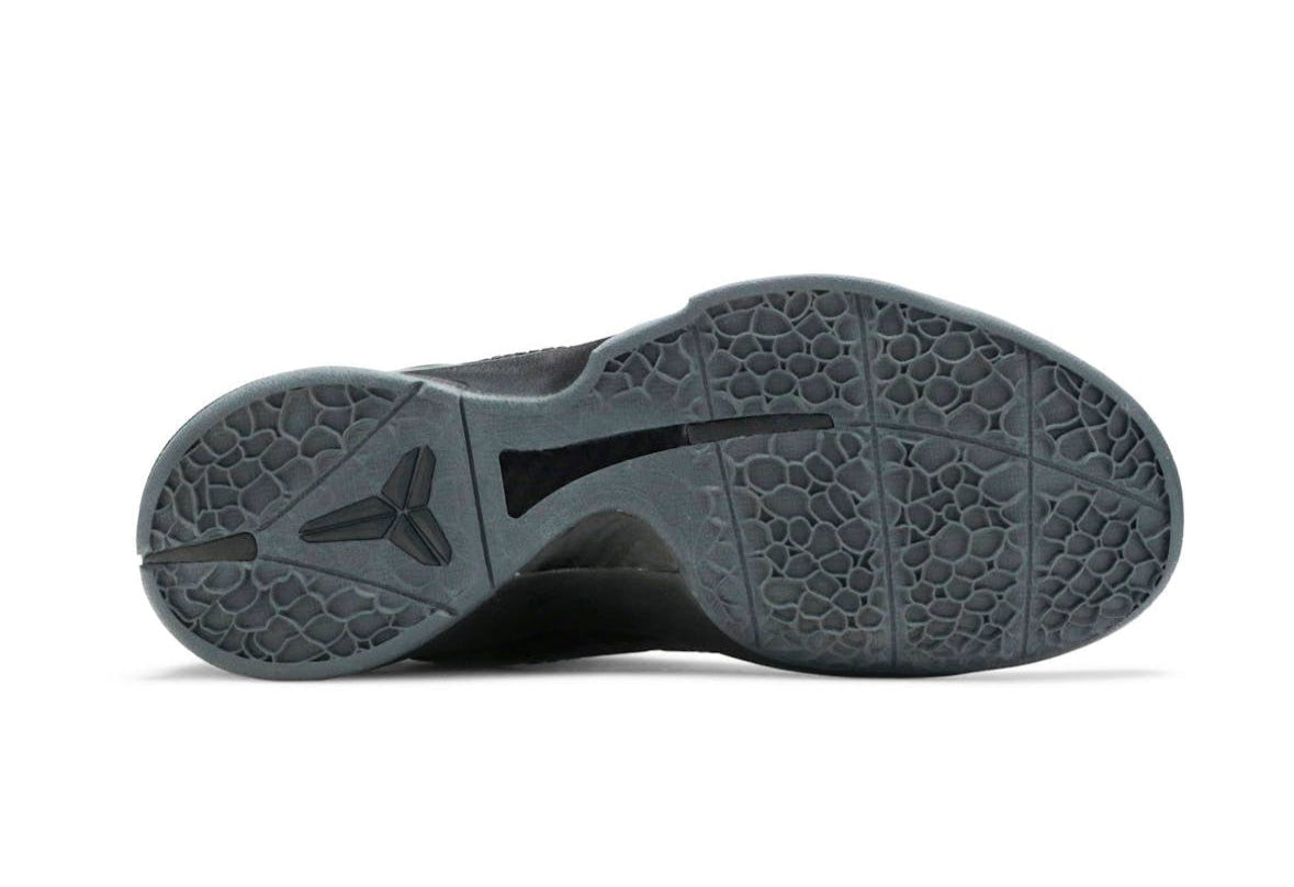 Zoom Kobe 6 Blackout