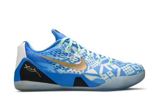Kobe 9 EM Low Hyper Cobalt
