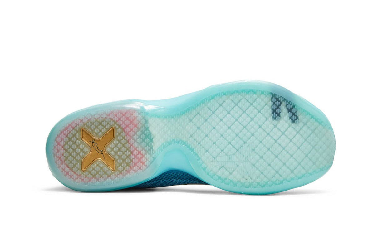 Kobe 10 5AM Flight