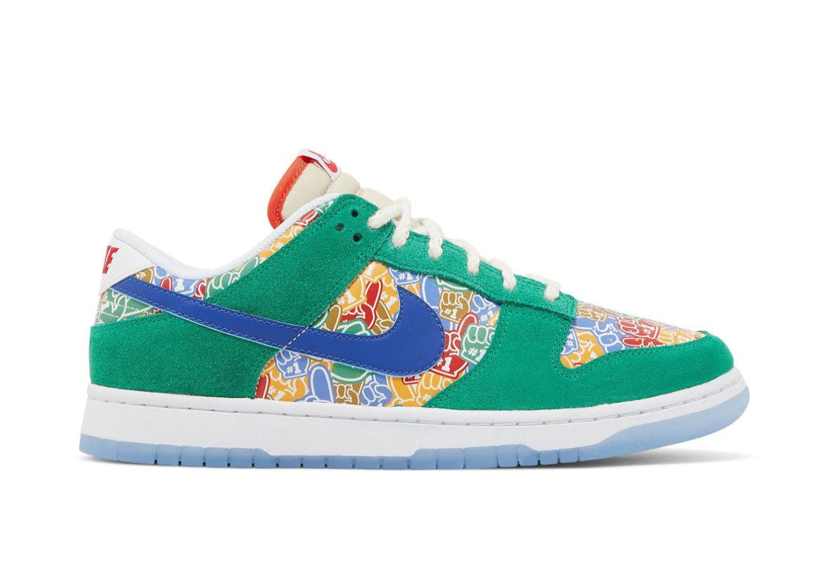 Dunk Low Foam Finger