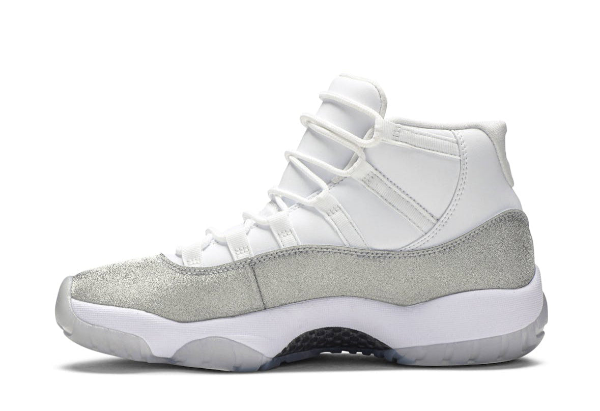 Jordan 11 Retro Vast Grey