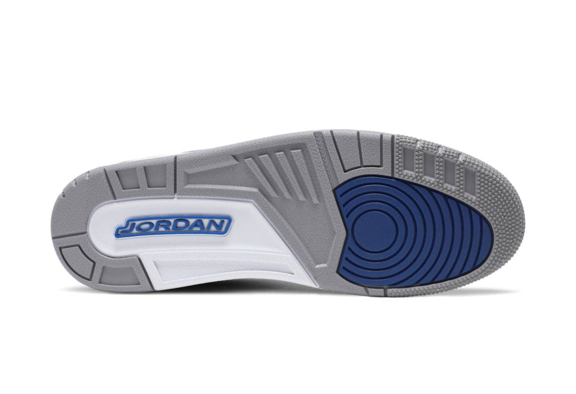 Jordan 3 Retro Varsity Royal