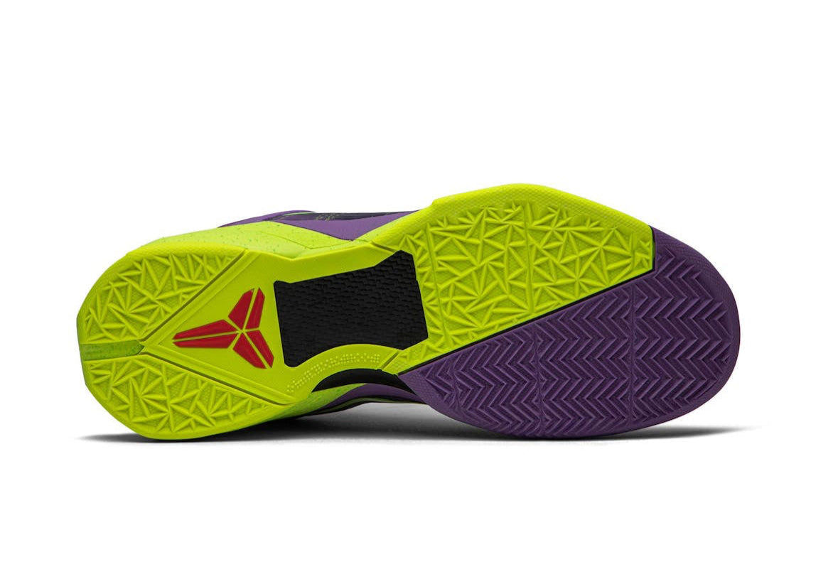 Zoom Kobe 7 Supreme Christmas