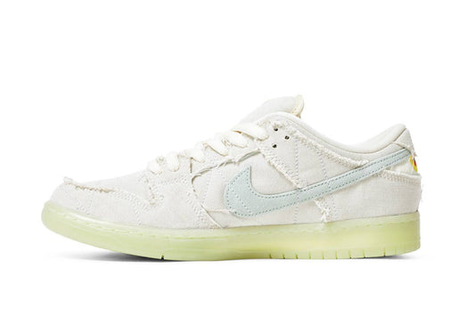 SB Dunk Low Mummy