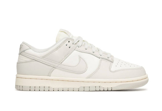 Dunk Low Light Bone