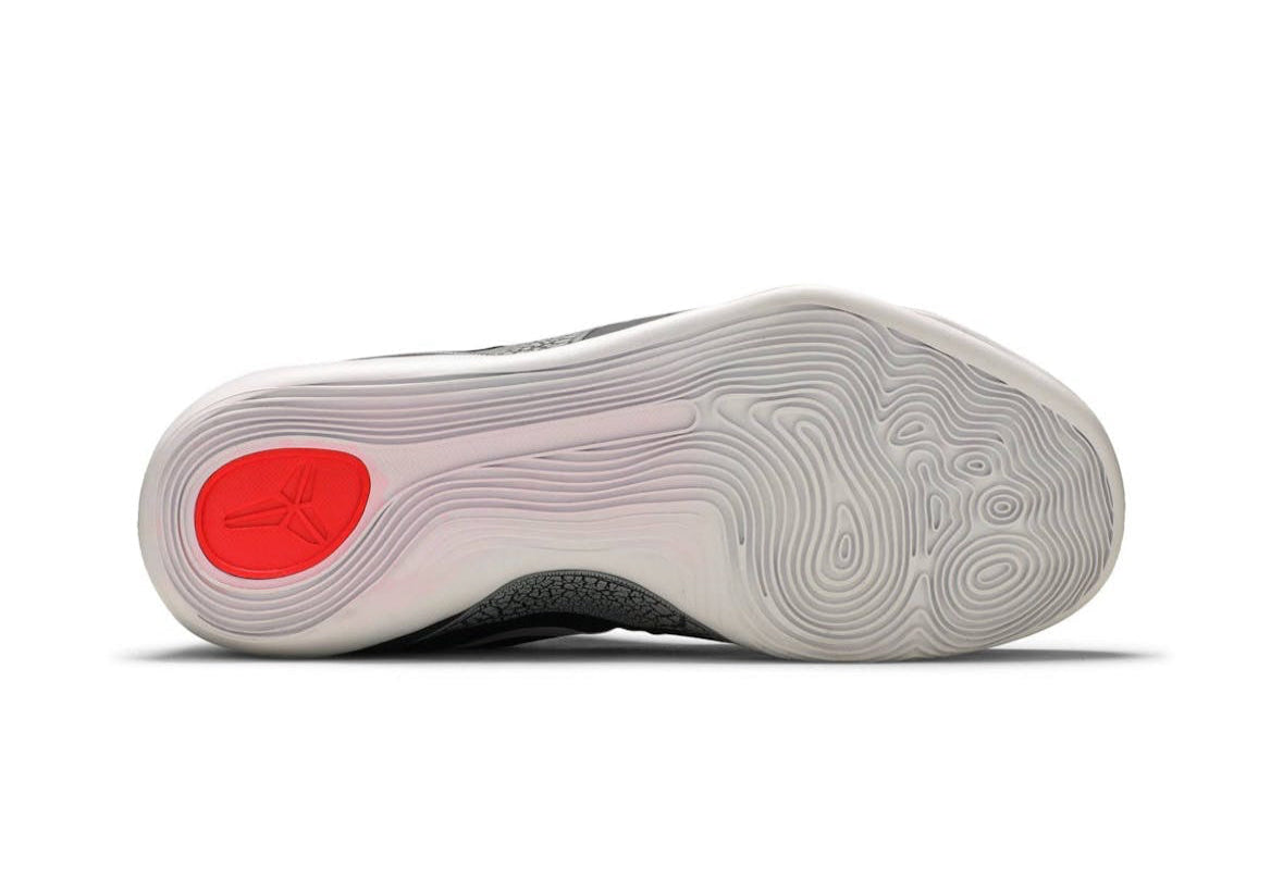 Kobe 9 EM Low Laser Crimson
