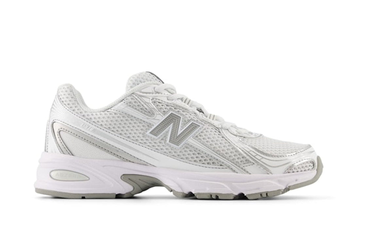 740 WM2 Triple White