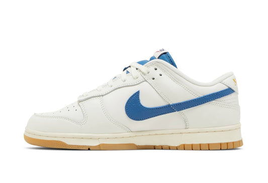 Dunk Low SE Sail Dark Marina Blue