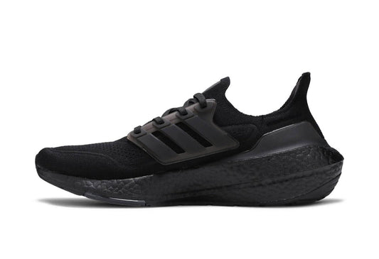 UltraBoost 21 Triple Black
