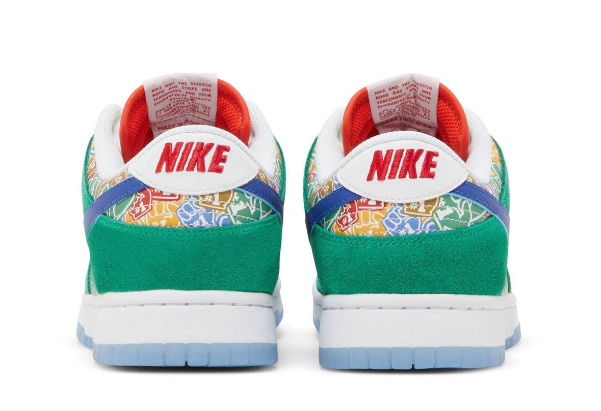 Dunk Low Foam Finger