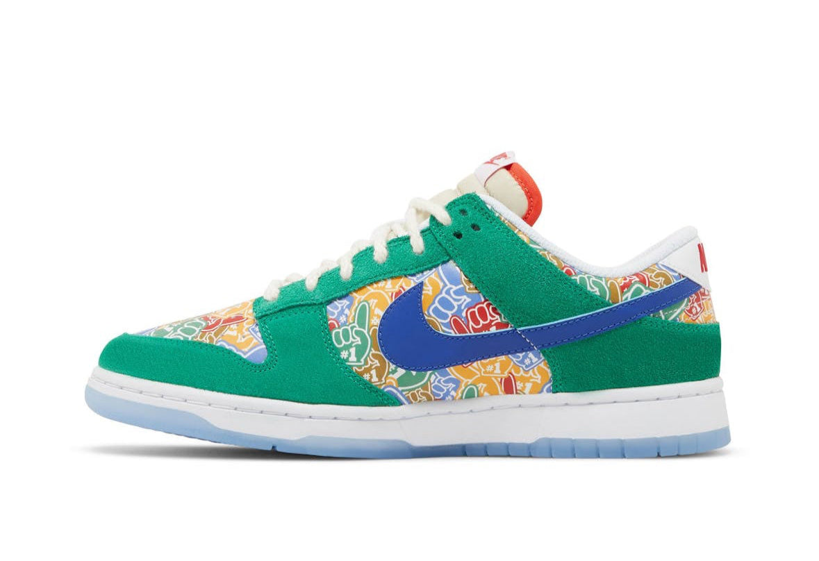 Dunk Low Foam Finger