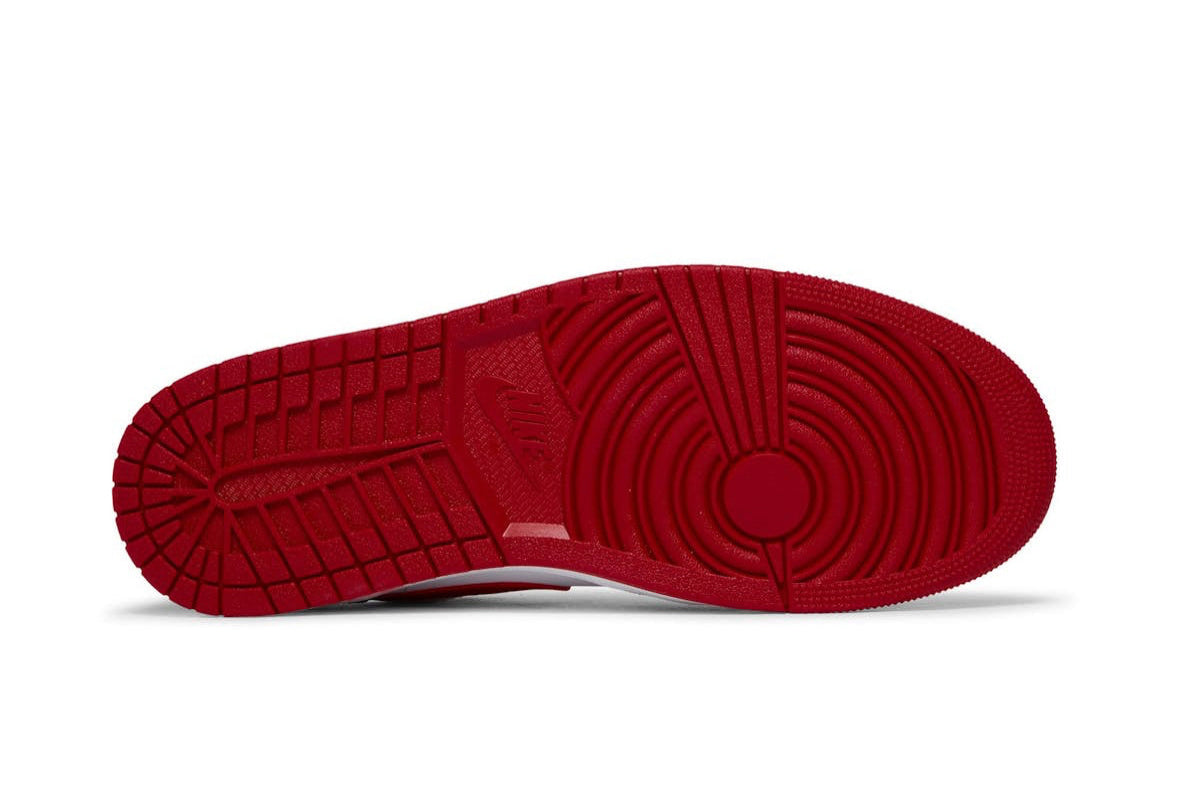 Jordan 1 Low Reverse Black Toe