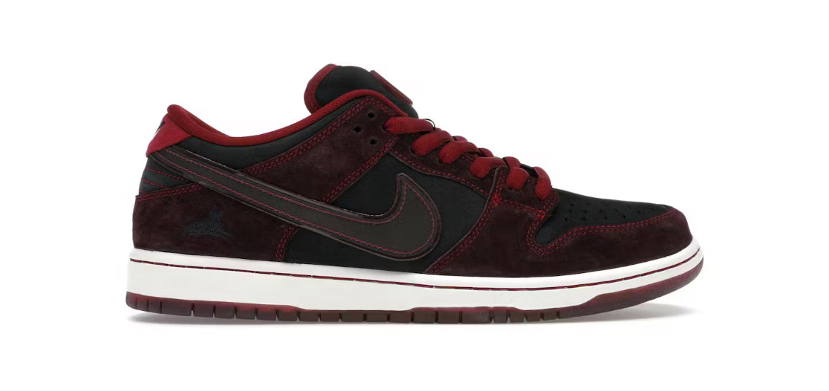 Nike SB Dunk Low Riot Skateshop Mahogany Dark Beetroot