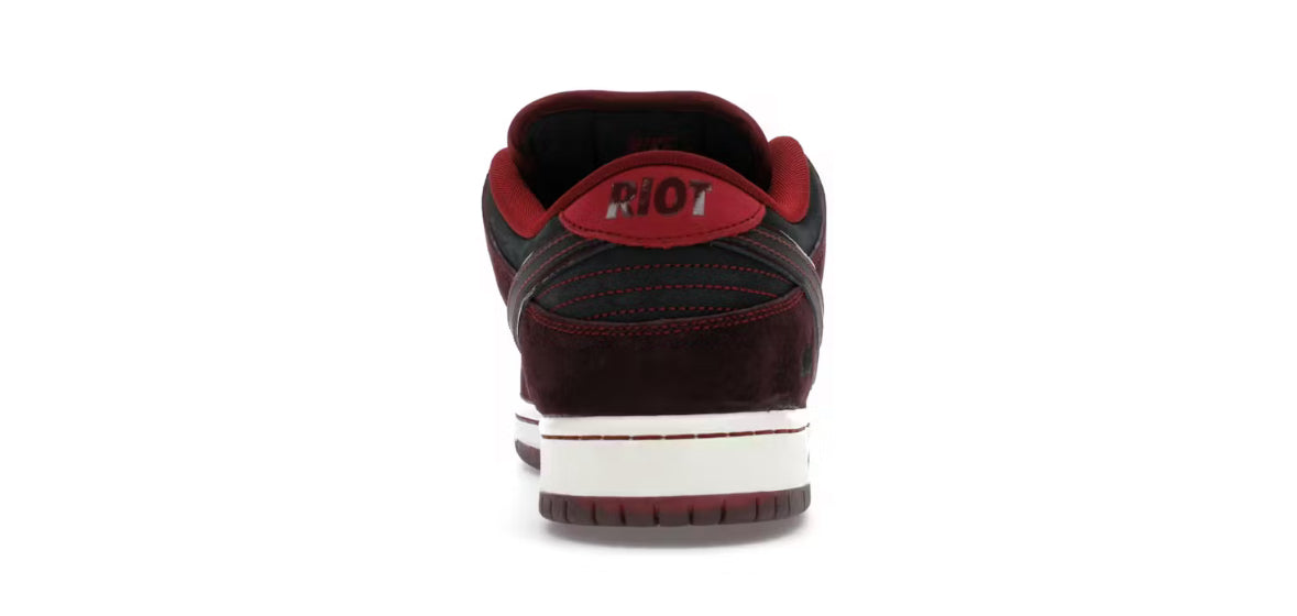 Nike SB Dunk Low Riot Skateshop Mahogany Dark Beetroot