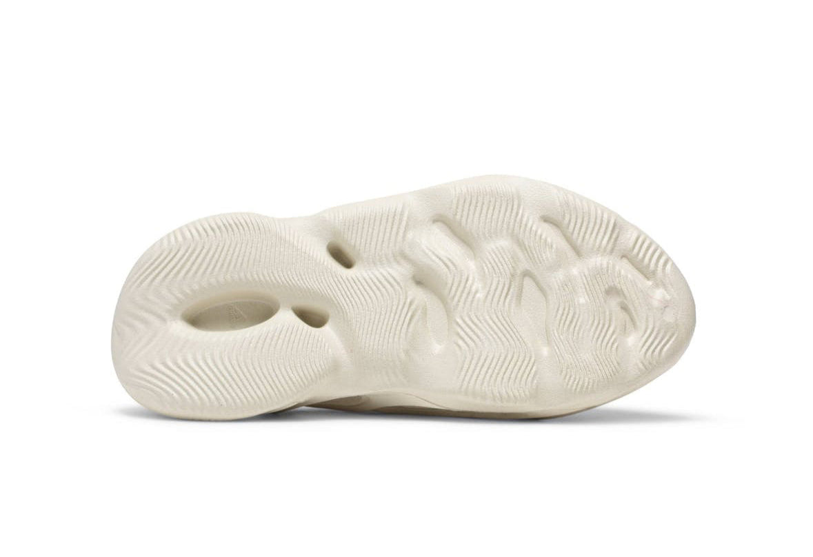 Foam RNNR Ararat