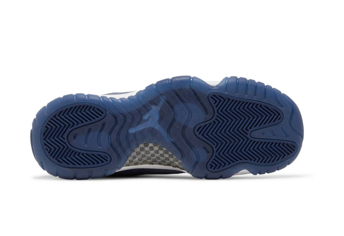 Jordan 11 Velvet Midnight Navy