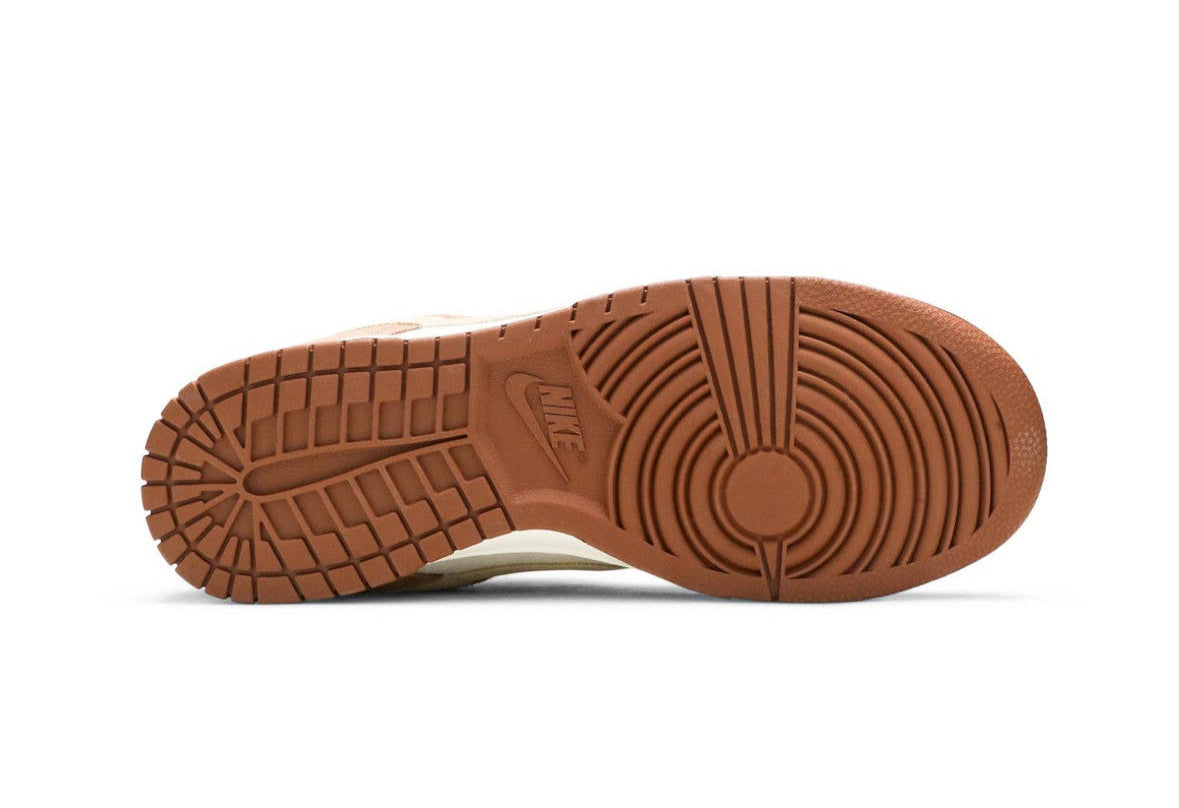 Dunk Low Premium Medium Curry