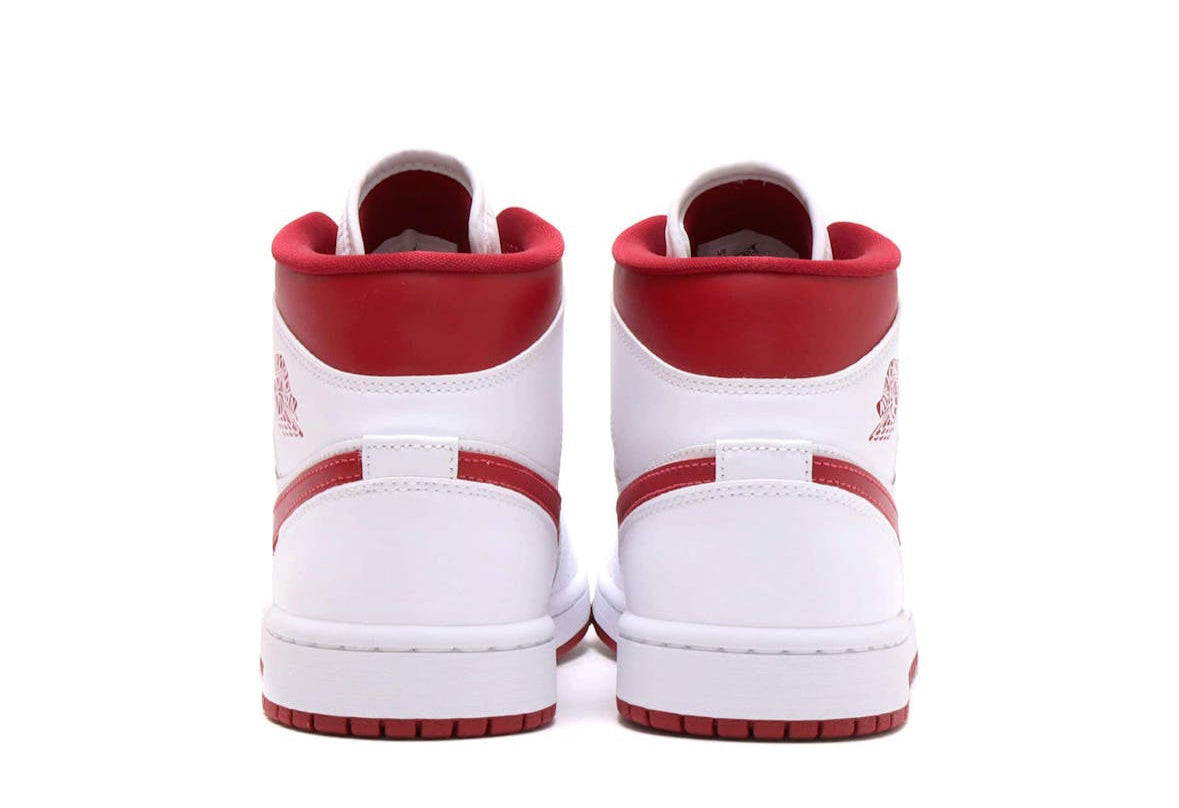 Jordan 1 Mid Reverse Chicago