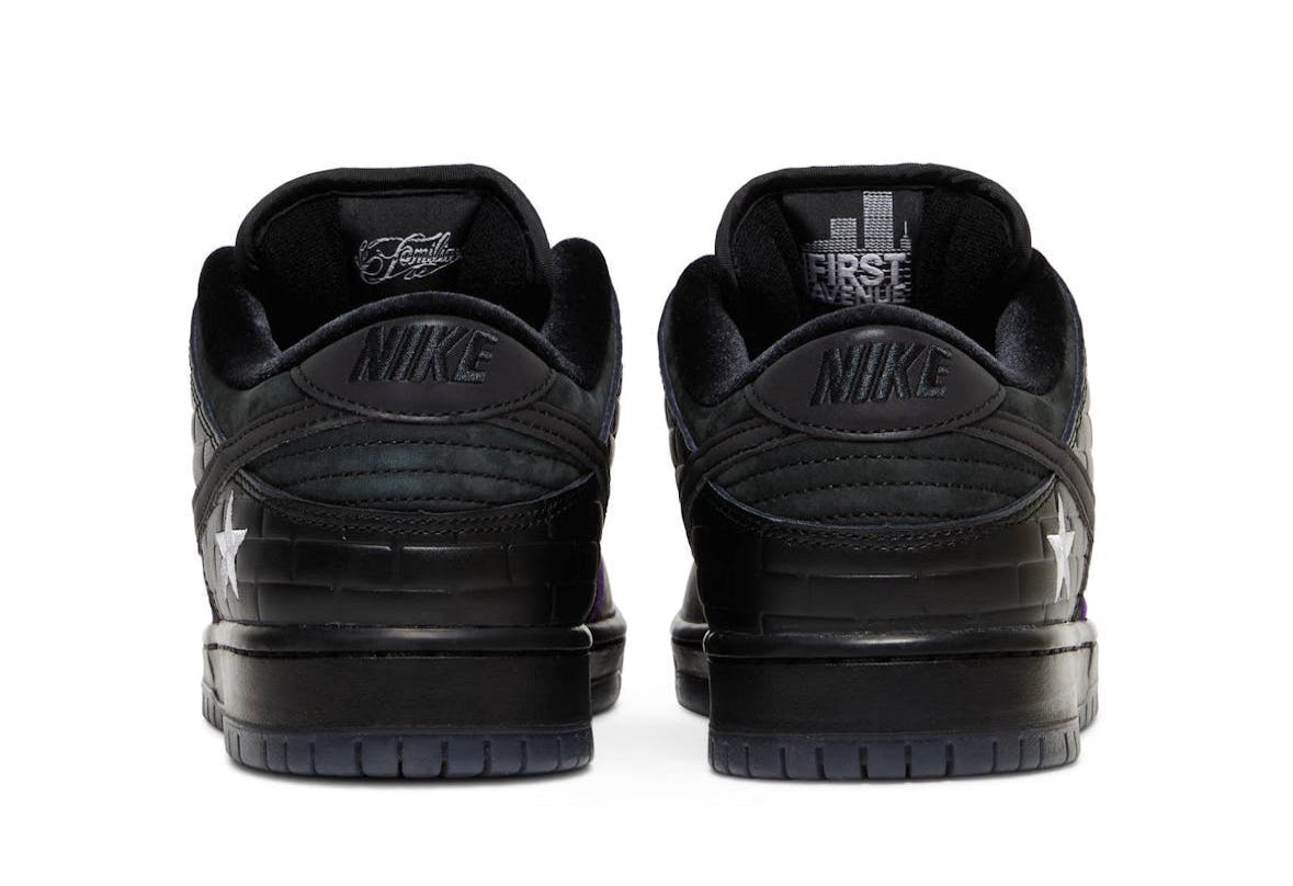 SB Dunk Low Pro QS First Avenue