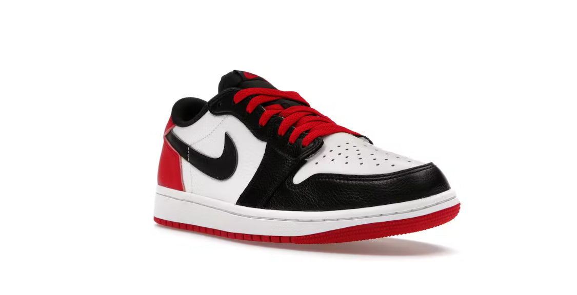 Air Jordan 1 Retro Low OG Black Toe (2023)