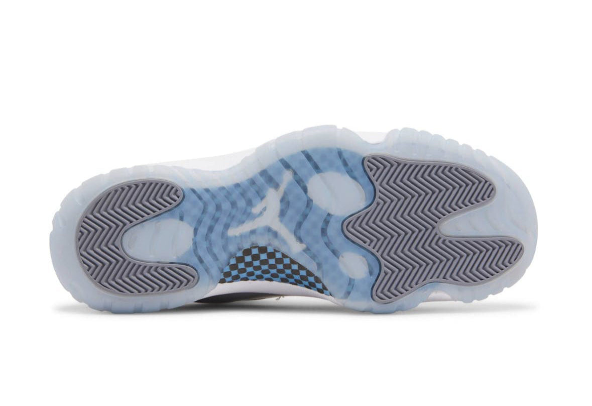 Jordan 11 Retro Low Cement Grey