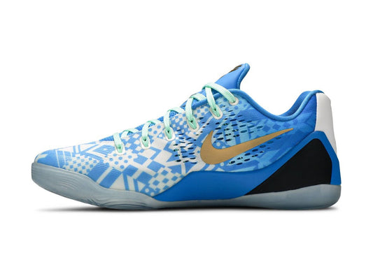 Kobe 9 EM Low Hyper Cobalt