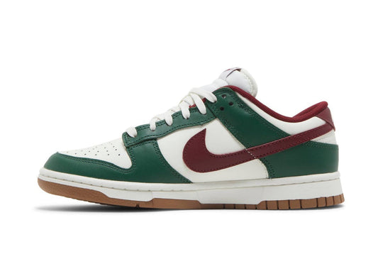 Dunk Low Gorge Green Team Red
