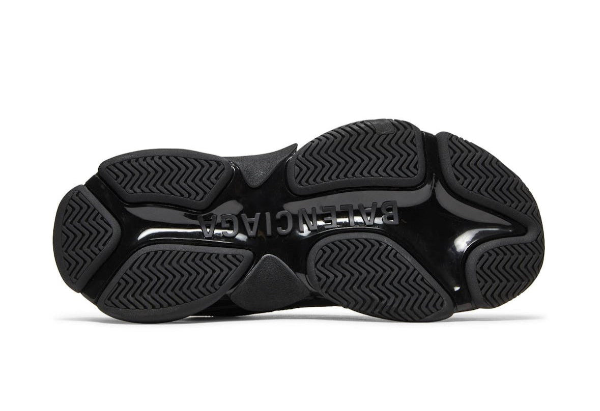 Triple S Trainer All Over Logo Black