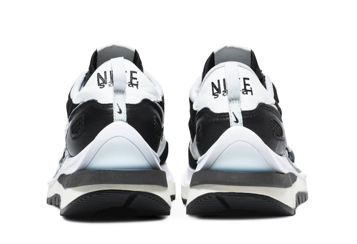 Vaporwaffle Black White