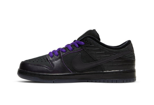 SB Dunk Low Pro QS First Avenue