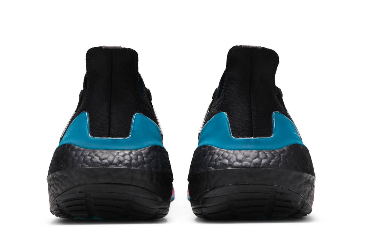 UltraBoost 21 Black Active Teal