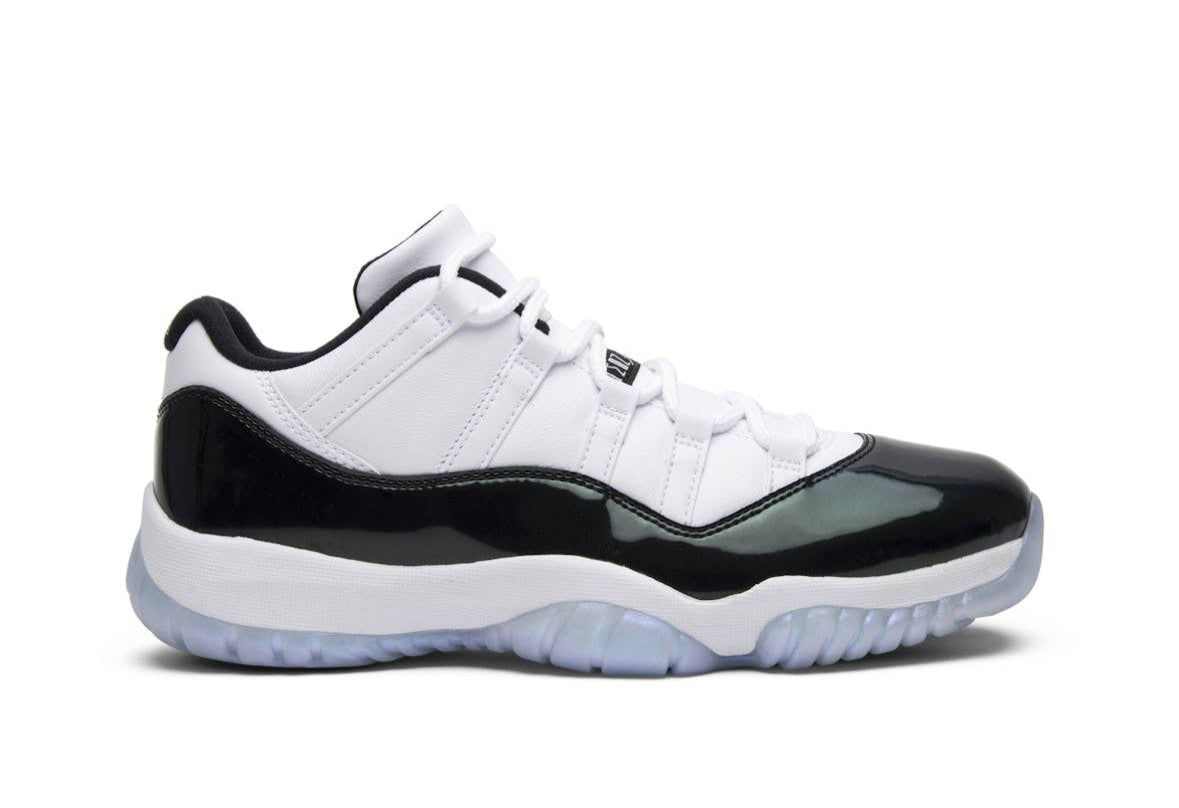 Jordan 11 Retro Low Emerald