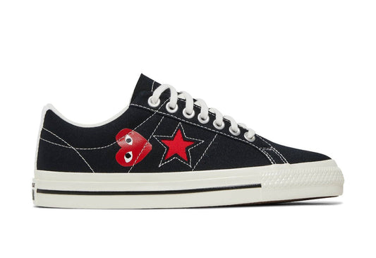 One Star Black White