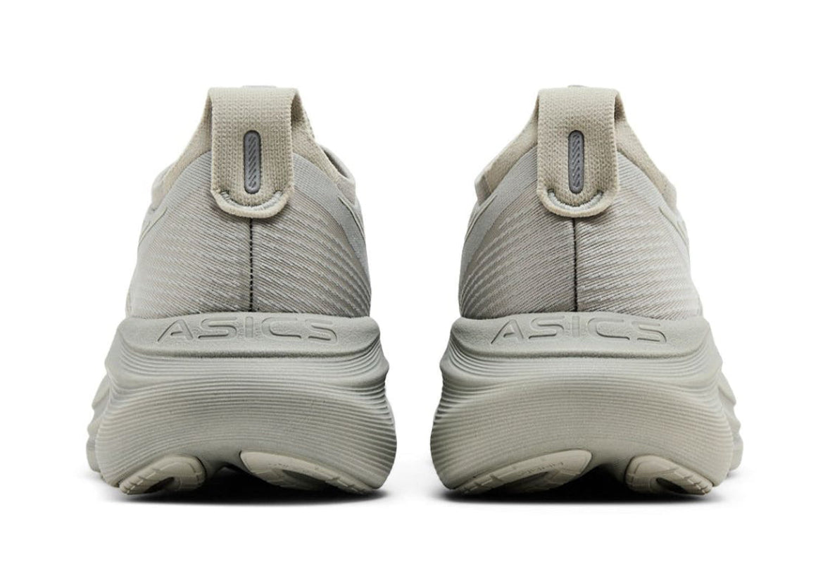 Gel-Nimbus 27 Seal Grey