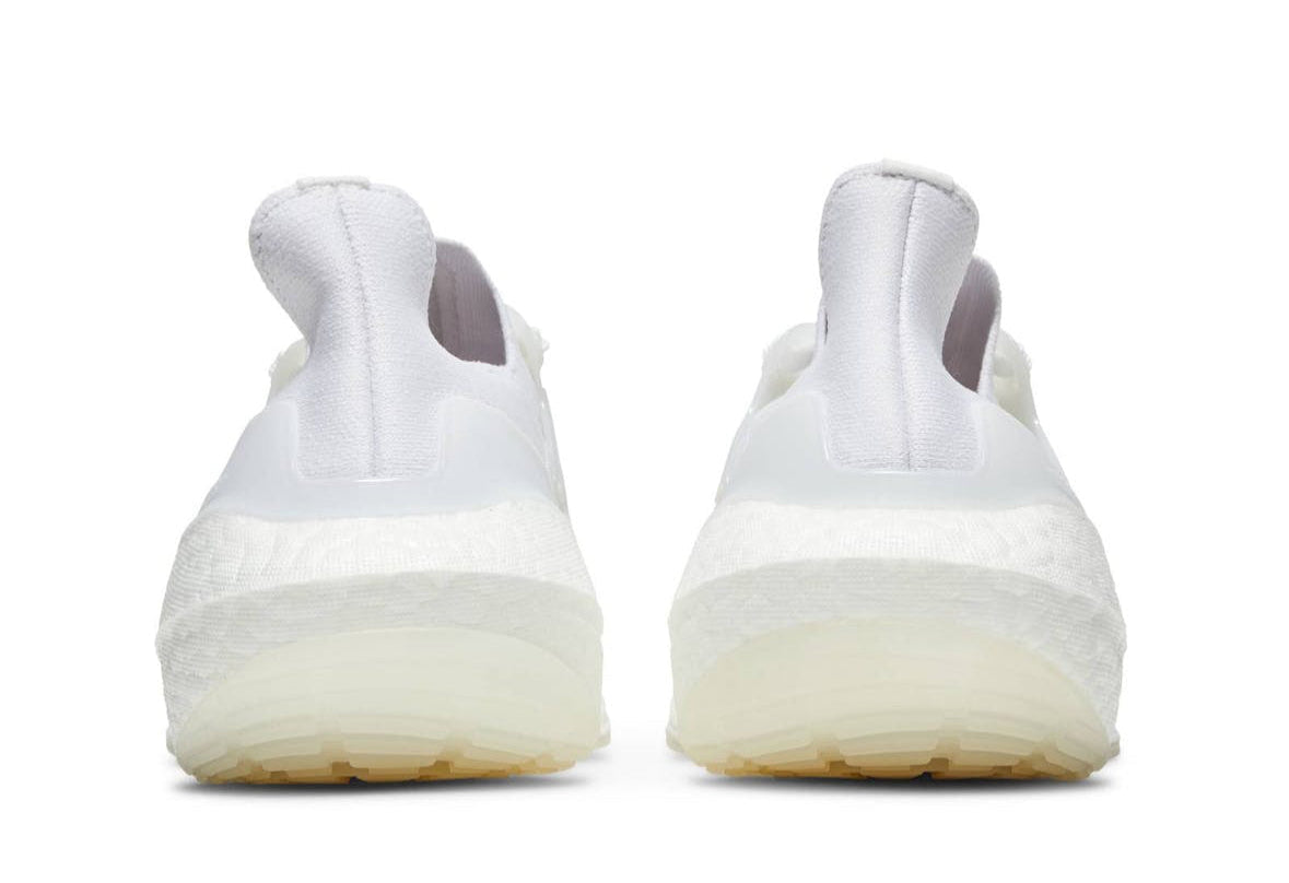 UltraBoost 22 Triple White